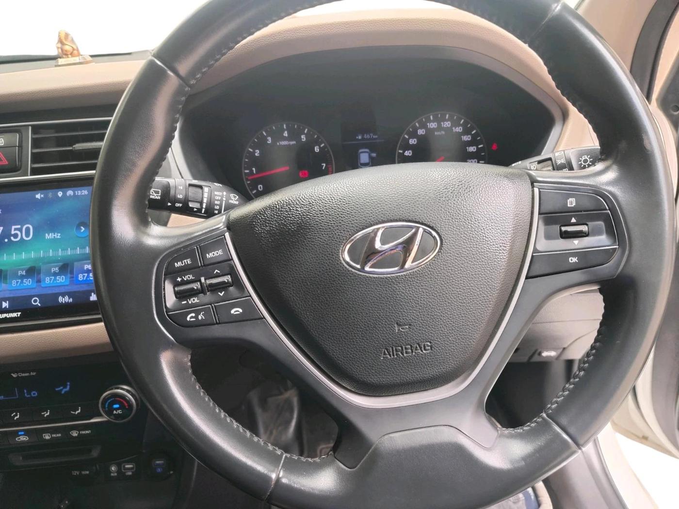 2018 Hyundai Elite i20 ASTA 1.2 (O), Petrol, Manual, 65,197 km, interior