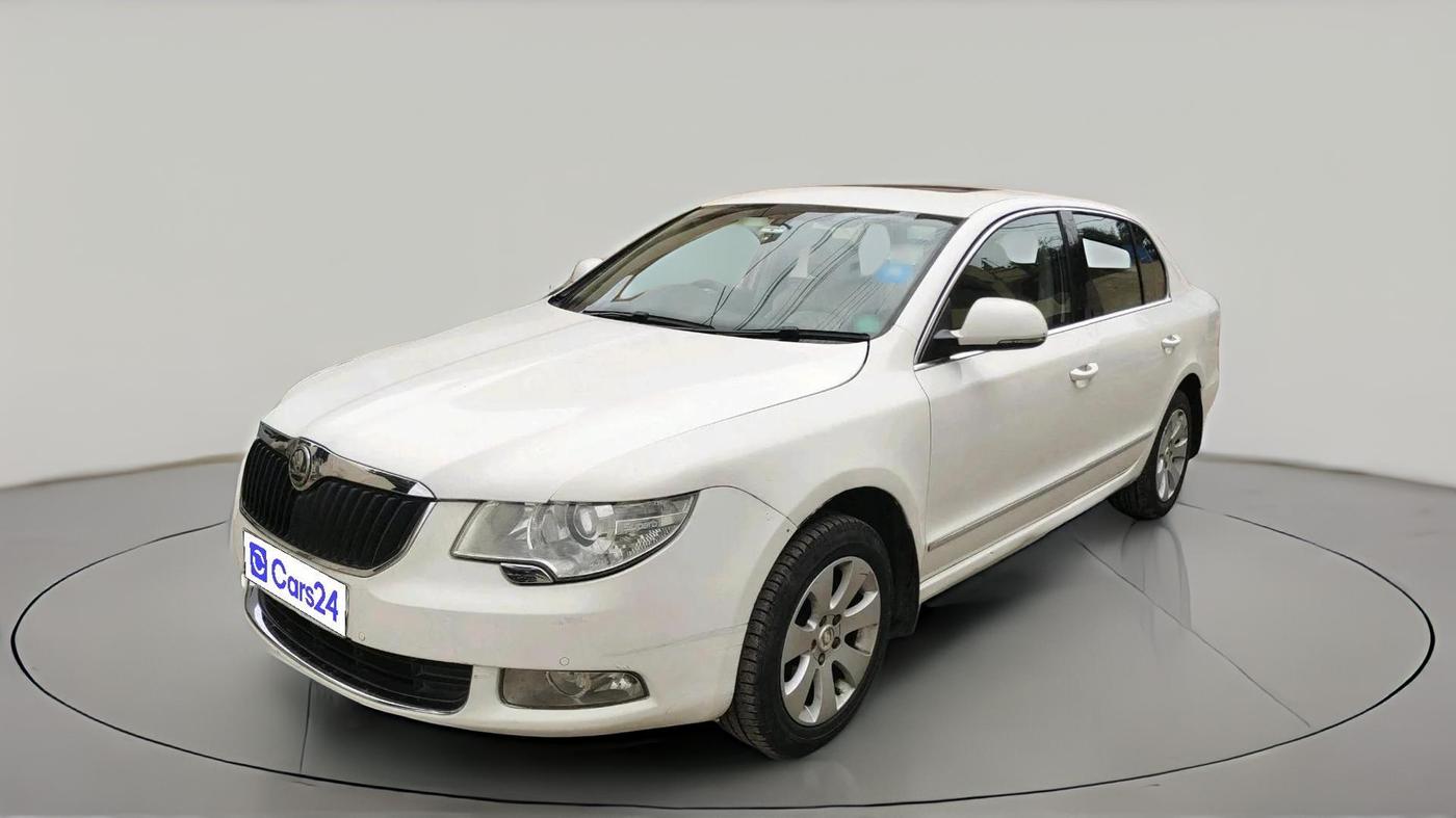 2011 Skoda Superb ELEGANCE 1.8 TSI MT, Petrol, Manual, 57,838 km, exterior