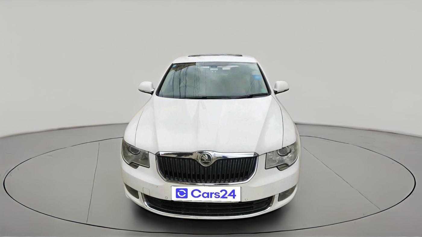 2011 Skoda Superb ELEGANCE 1.8 TSI MT, Petrol, Manual, 57,838 km, exterior