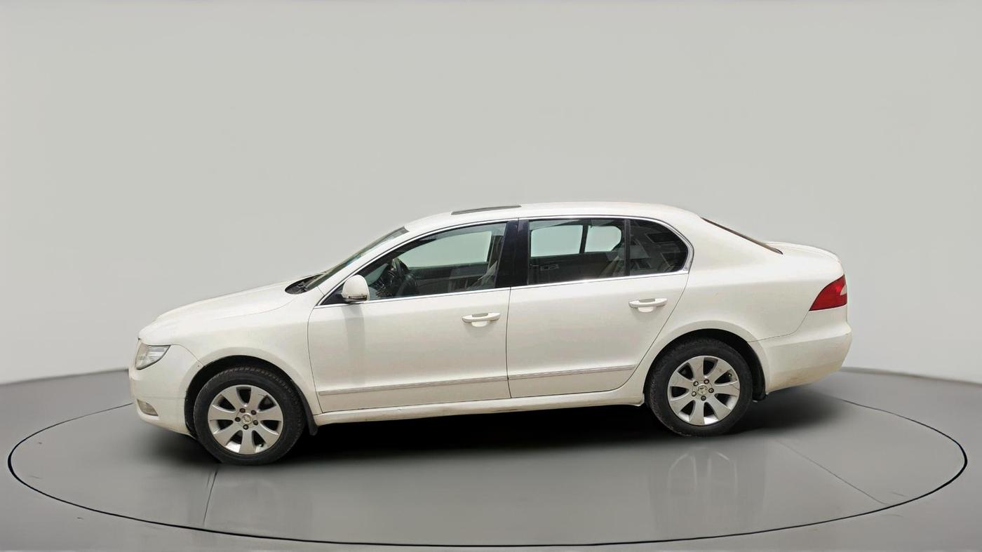 2011 Skoda Superb ELEGANCE 1.8 TSI MT, Petrol, Manual, 57,838 km, exterior