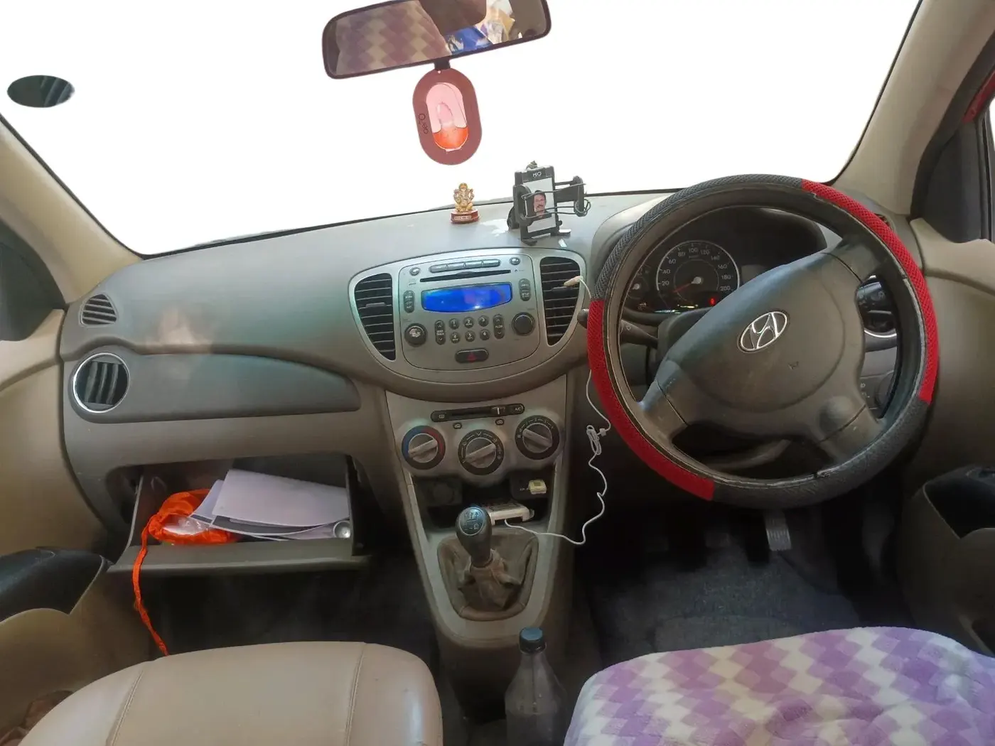 2011 Hyundai i10 SPORTZ 1.2, Petrol, Manual, 68,937 km, interior