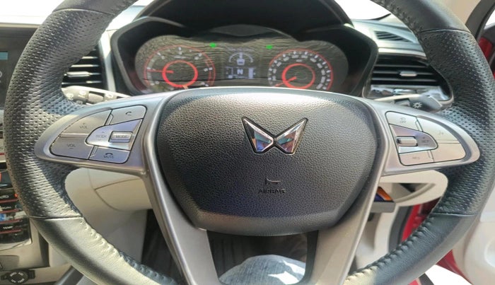 2023 Mahindra XUV300 W8 (O) 1.5 DIESEL AMT, Diesel, Automatic, 52,901 km, interior