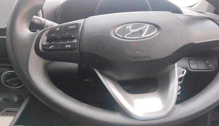 2020 Hyundai VENUE S 1.2, Petrol, Manual, 29,354 km, interior