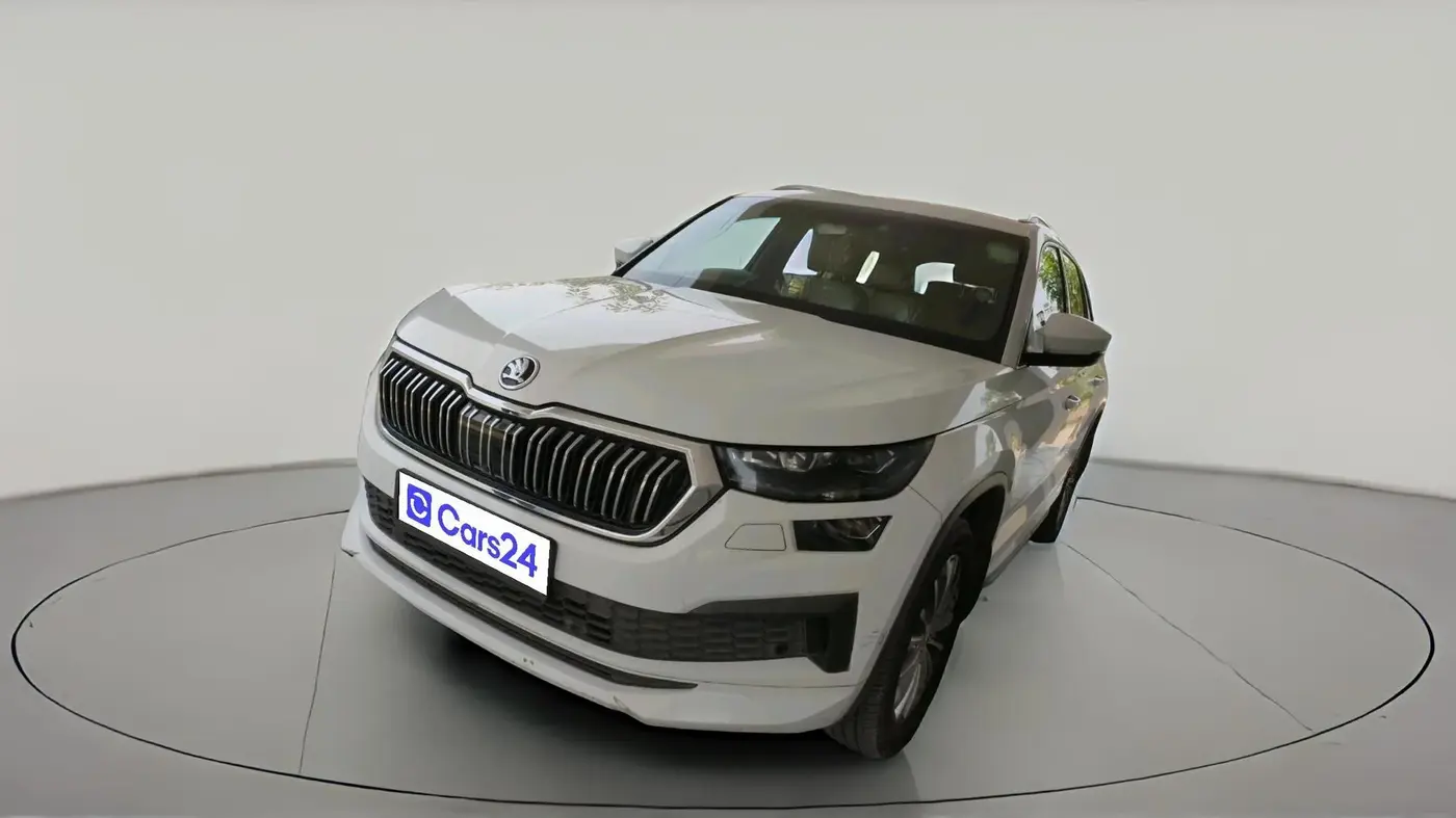 2023 Skoda Kodiaq L&K, Petrol, Automatic, 1,16,363 km, exterior