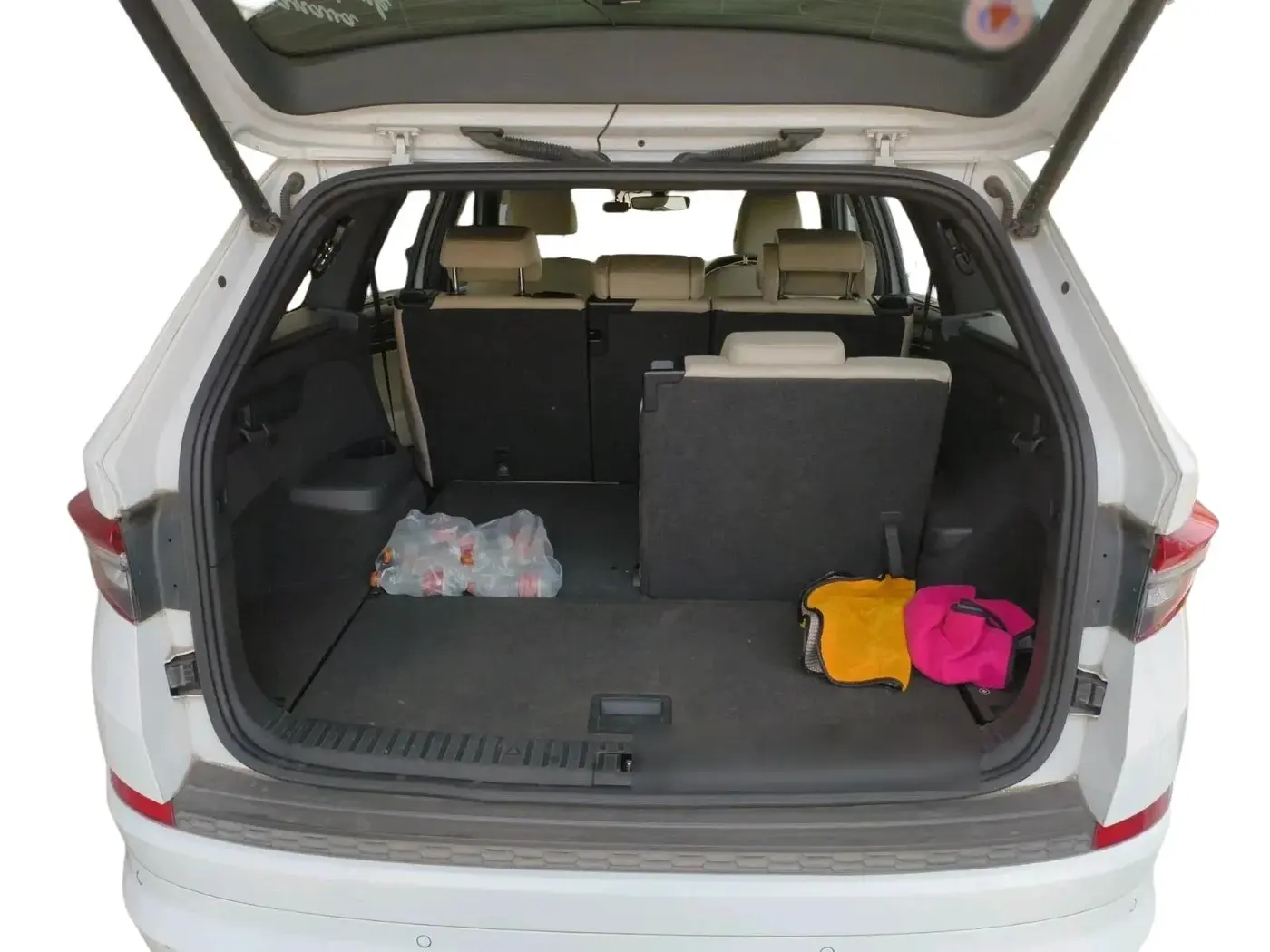 2023 Skoda Kodiaq L&K, Petrol, Automatic, 1,16,363 km, exterior