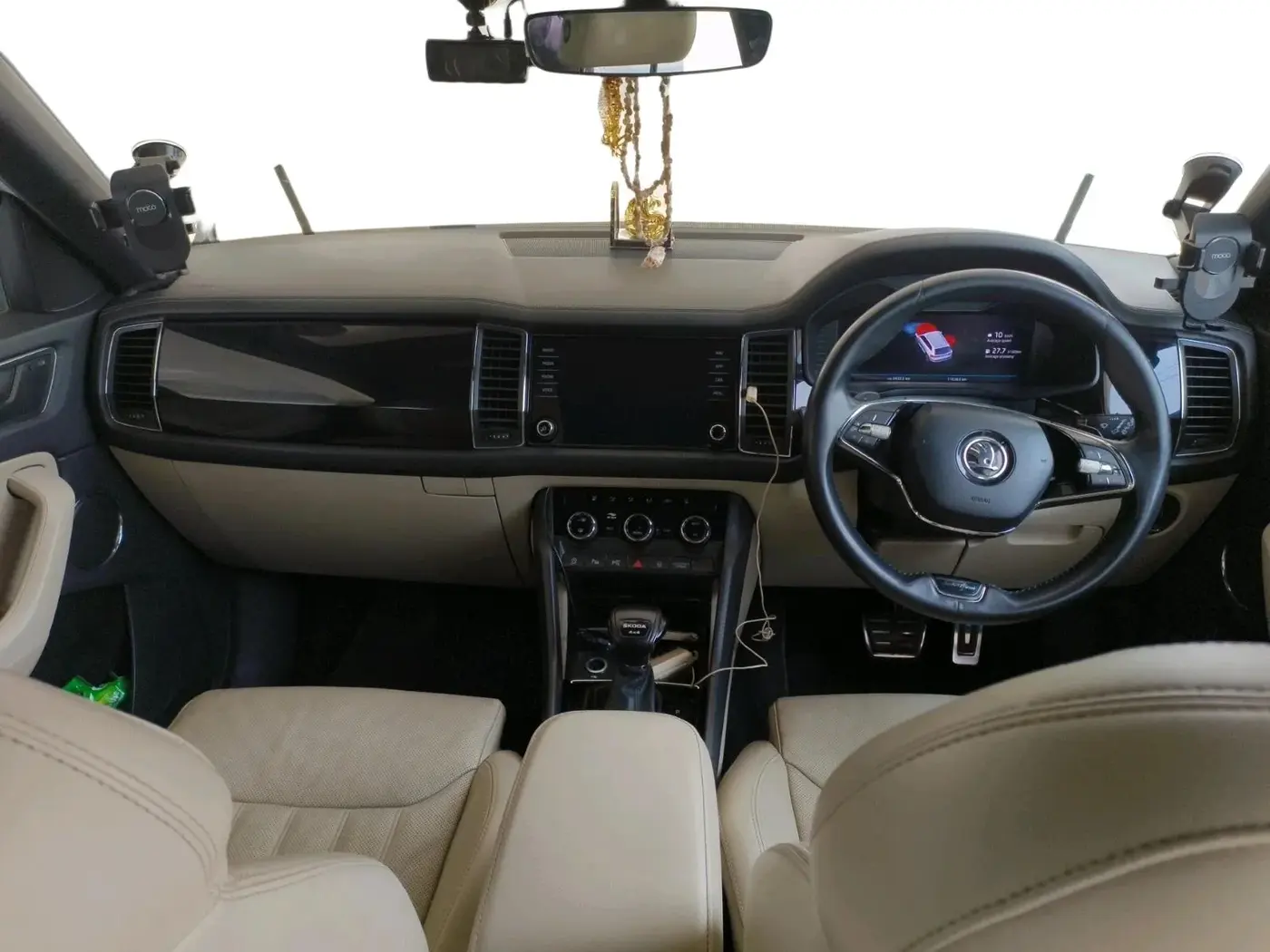 2023 Skoda Kodiaq L&K, Petrol, Automatic, 1,16,363 km, interior