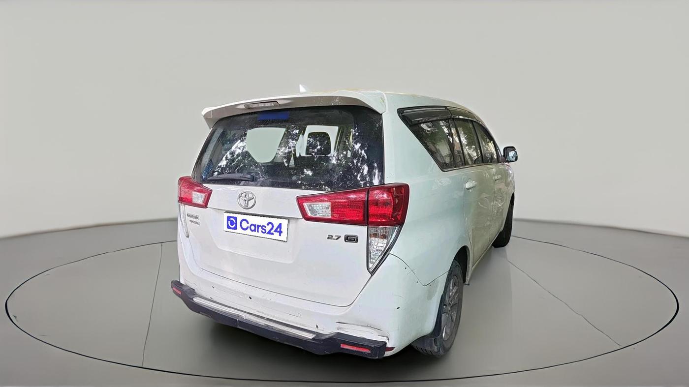 2020 Toyota Innova Crysta 2.7 GX 7 STR MT, Petrol, Manual, 1,57,741 km, exterior