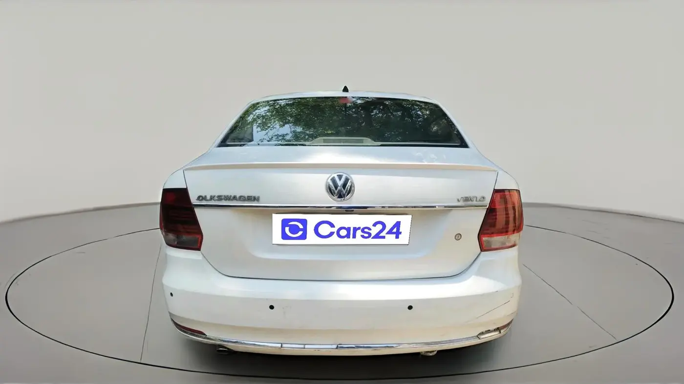 2018 Volkswagen Vento HIGHLINE 1.5 AT, Diesel, Automatic, 86,000 km, exterior