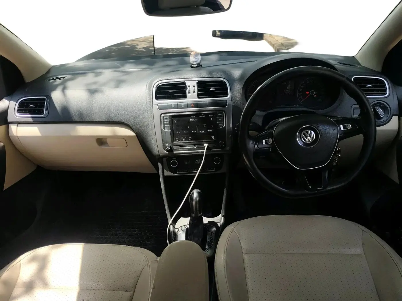 2018 Volkswagen Vento HIGHLINE 1.5 AT, Diesel, Automatic, 86,000 km, interior