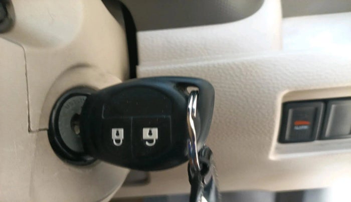 2015 Maruti Ertiga VXI, Petrol, Manual, 1,28,569 km, interior