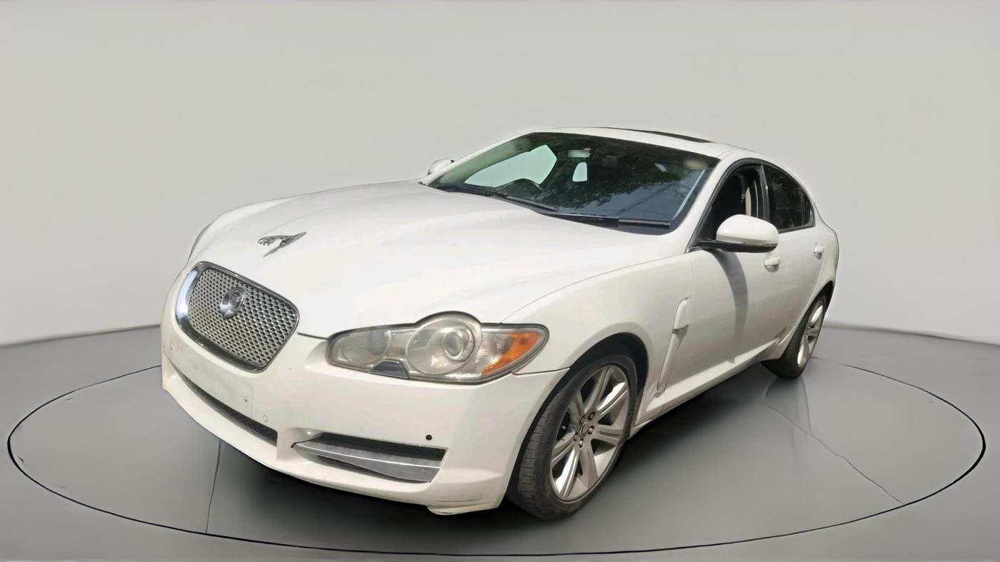 2011 Jaguar XF 3.0 DIESEL, Diesel, Automatic, 1,41,427 km, exterior