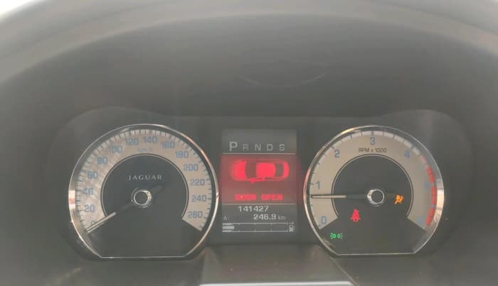 2011 Jaguar XF 3.0 DIESEL, Diesel, Automatic, 1,41,427 km, interior