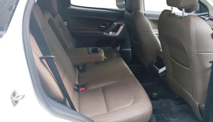 2022 Tata Harrier XZA PLUS 2.0L, Diesel, Automatic, 84,452 km, interior
