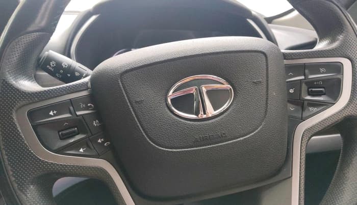 2022 Tata Harrier XZA PLUS 2.0L, Diesel, Automatic, 84,452 km, interior