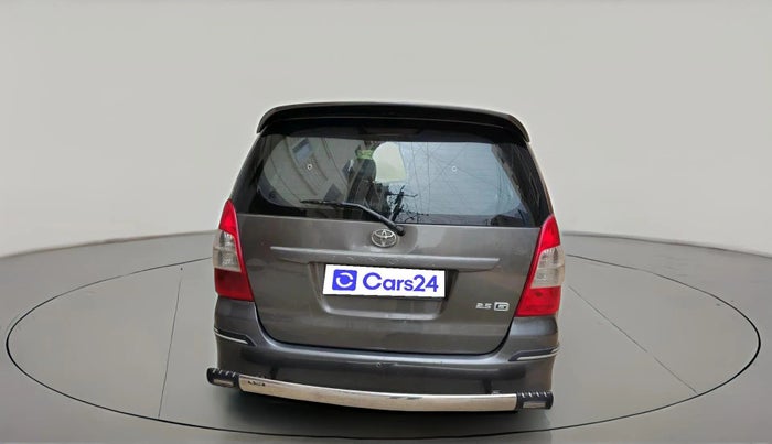 2012 Toyota Innova 2.5 GX 8 STR, Diesel, Manual, 2,72,249 km, exterior