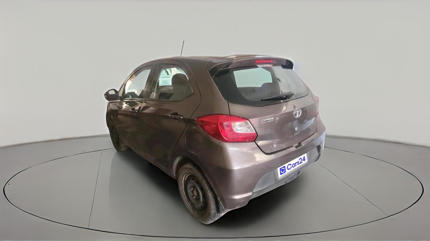 2017 Tata Tiago XZ PETROL, Petrol, Manual, 75,000 km, exterior