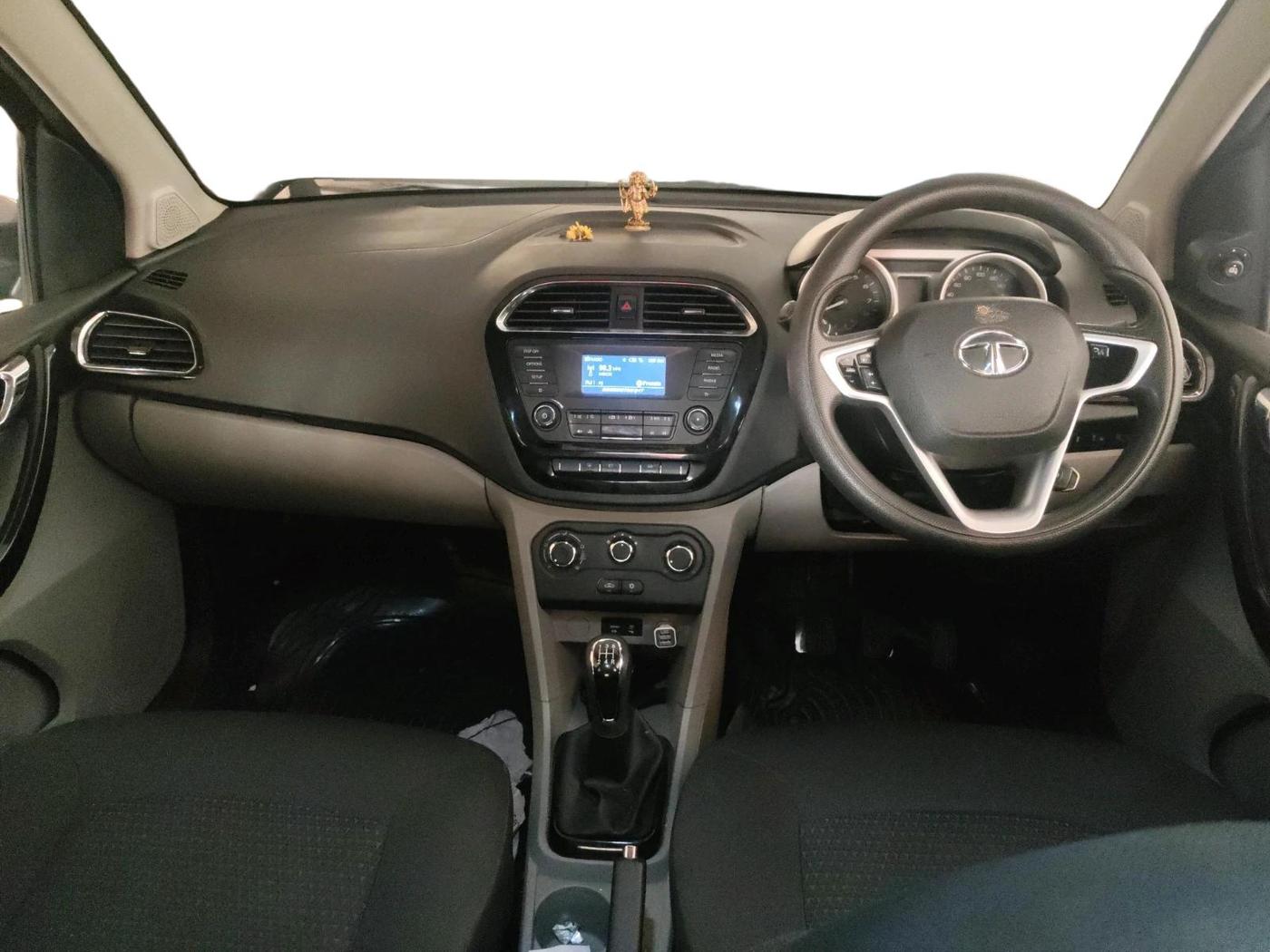 2017 Tata Tiago XZ PETROL, Petrol, Manual, 75,000 km, interior