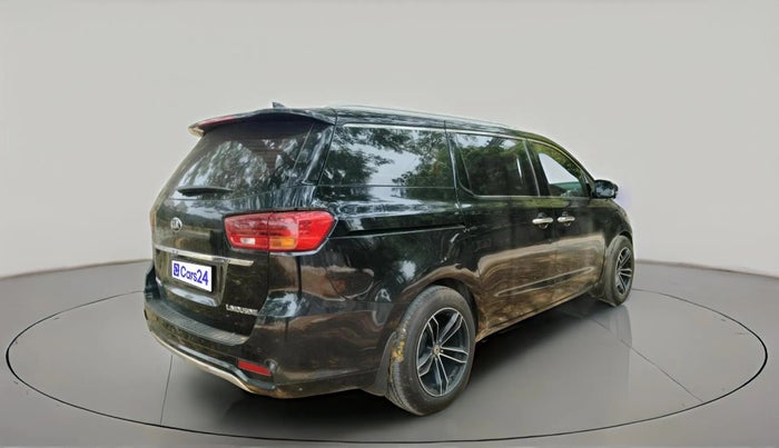 2020 KIA CARNIVAL LIMOUSINE 2.2 7 STR, Diesel, Automatic, 2,26,051 km, exterior