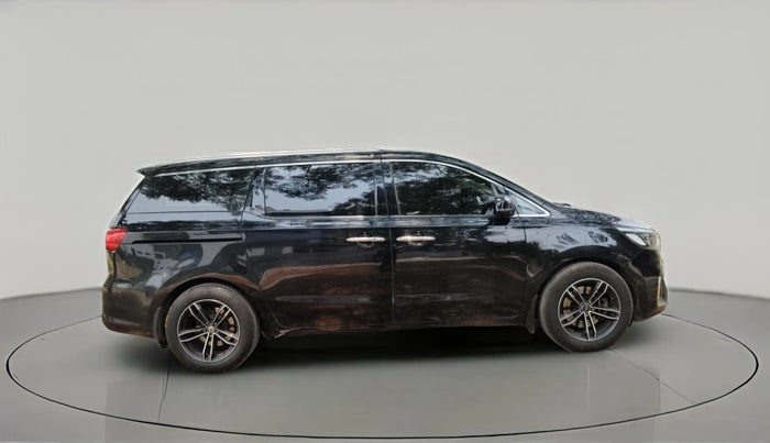 2020 KIA CARNIVAL LIMOUSINE 2.2 7 STR, Diesel, Automatic, 2,26,051 km, exterior