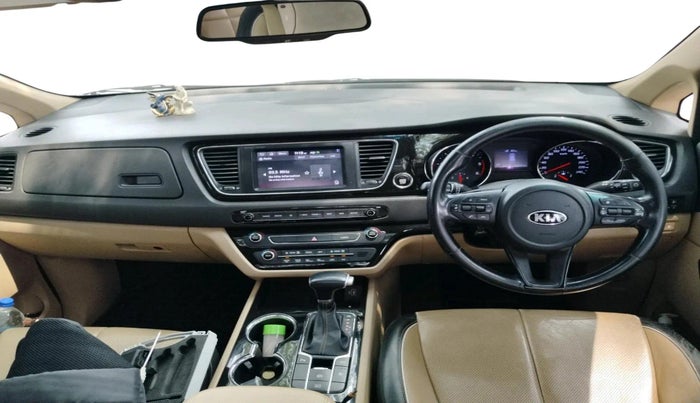 2020 KIA CARNIVAL LIMOUSINE 2.2 7 STR, Diesel, Automatic, 2,26,051 km, interior