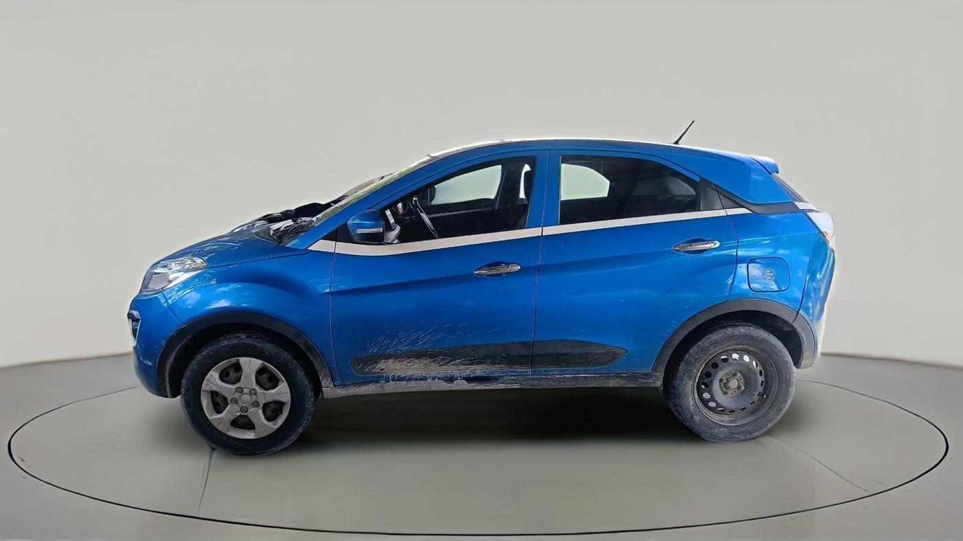 2017 Tata NEXON XM PETROL, Petrol, Manual, 1,56,230 km, exterior
