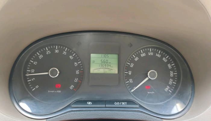 2013 Skoda Rapid ELEGANCE 1.6 TDI CR MT, Diesel, Manual, 1,36,934 km, interior