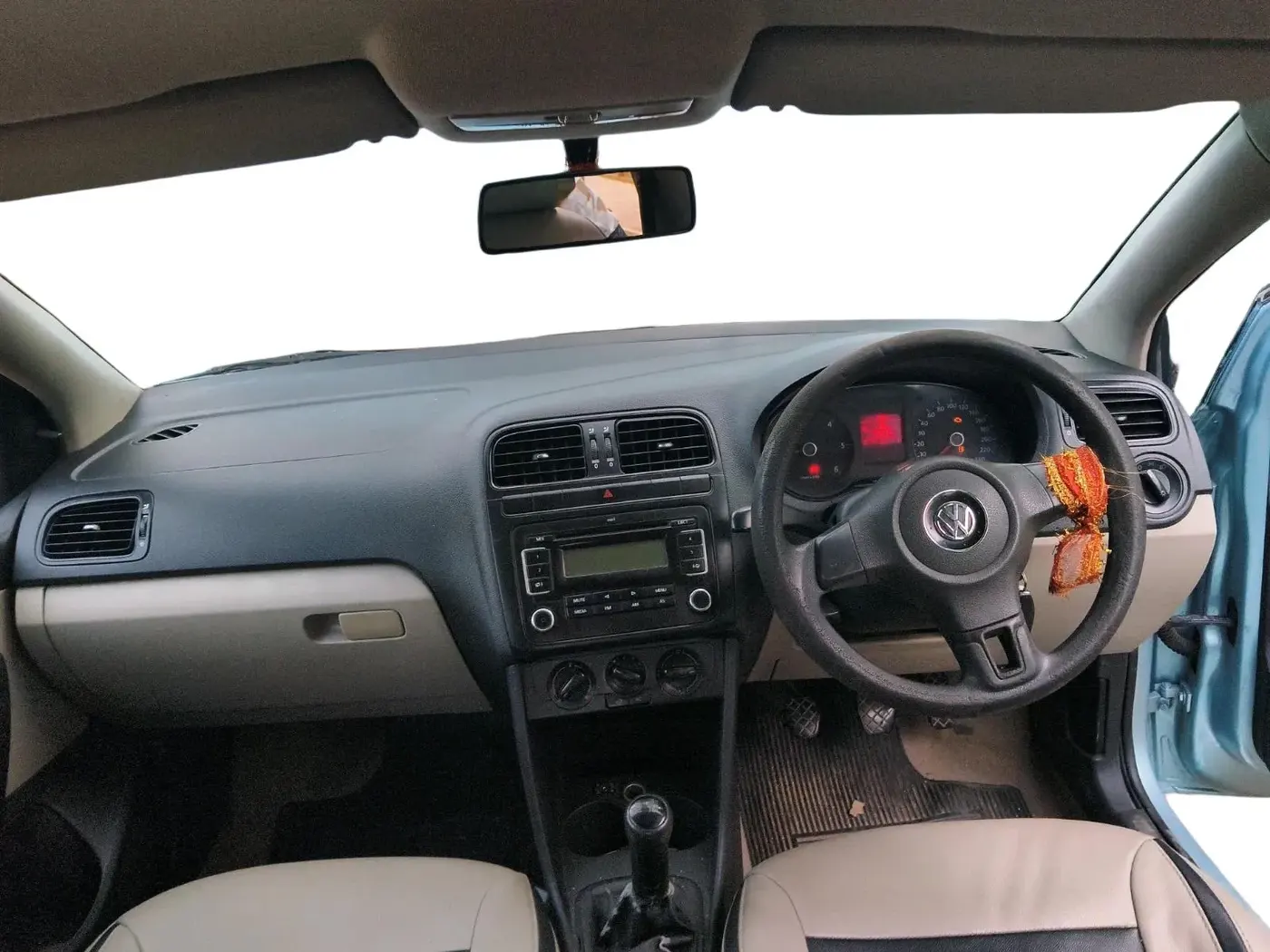 2012 Volkswagen Polo COMFORTLINE 1.2L, Diesel, Manual, 1,26,071 km, interior