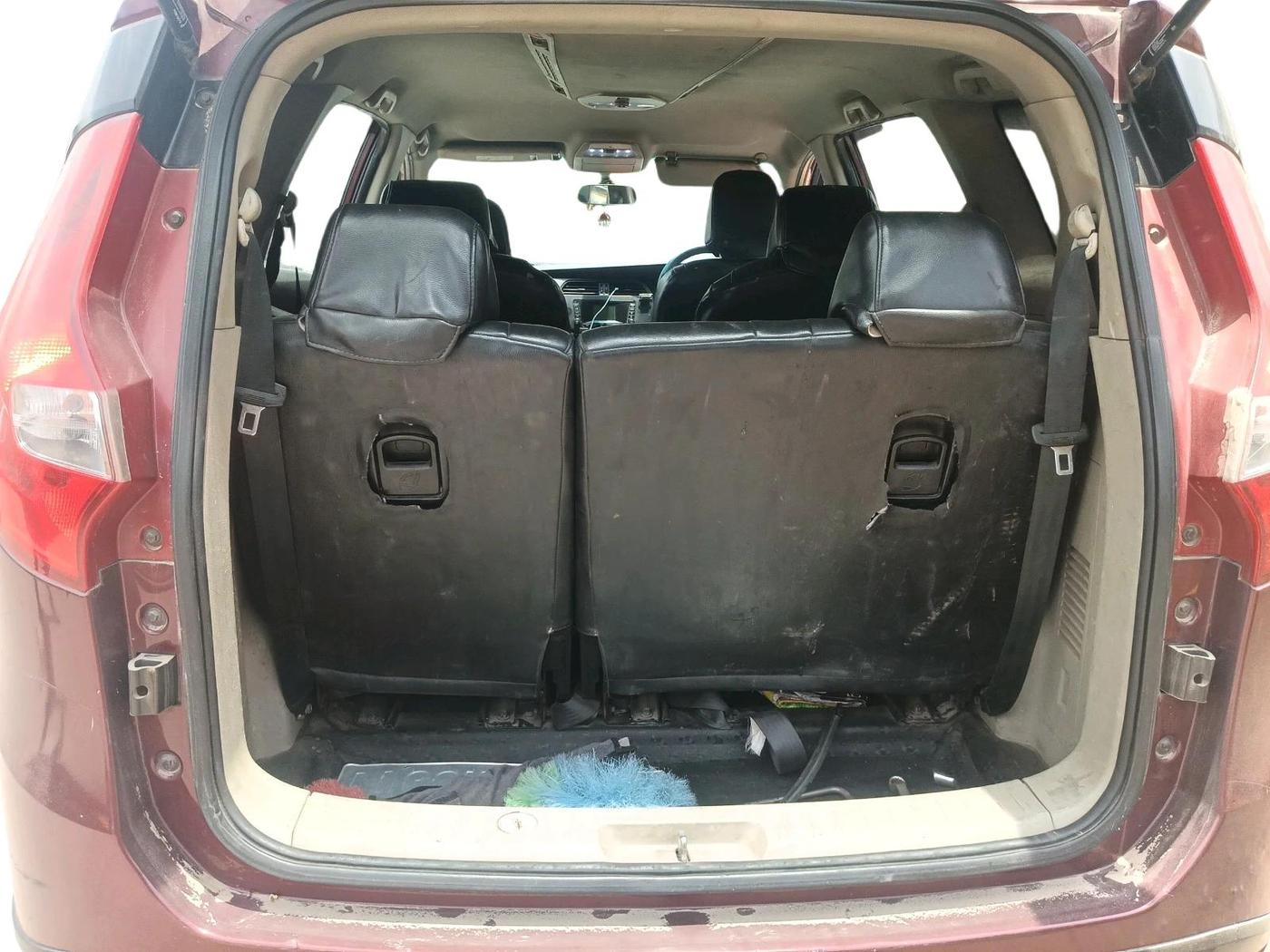 2018 Mahindra MARAZZO M4 7 STR, Diesel, Manual, 2,09,915 km, exterior