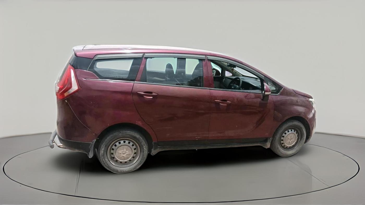 2018 Mahindra MARAZZO M4 7 STR, Diesel, Manual, 2,09,915 km, exterior