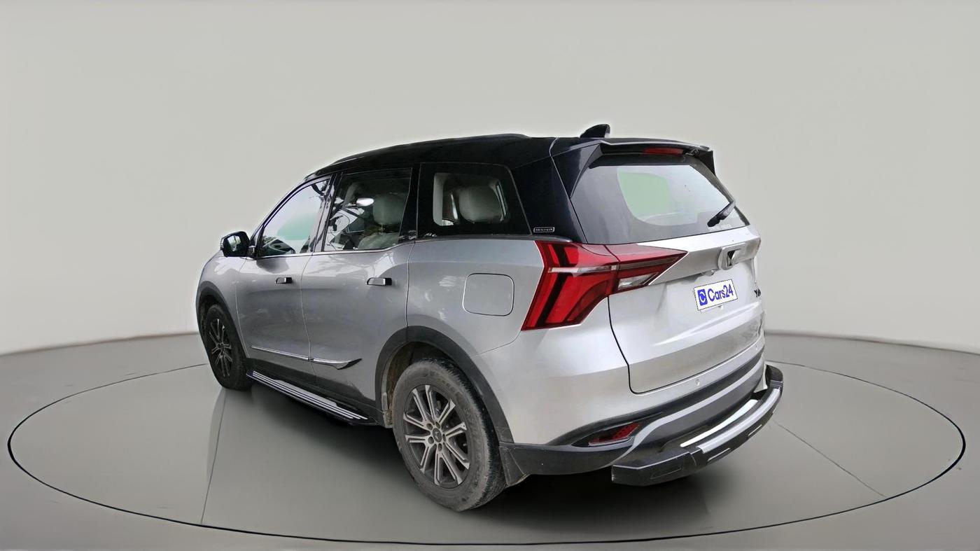 2022 Mahindra XUV700 AX 7 LUXURY D MT 7 STR, Diesel, Manual, 70,378 km, exterior