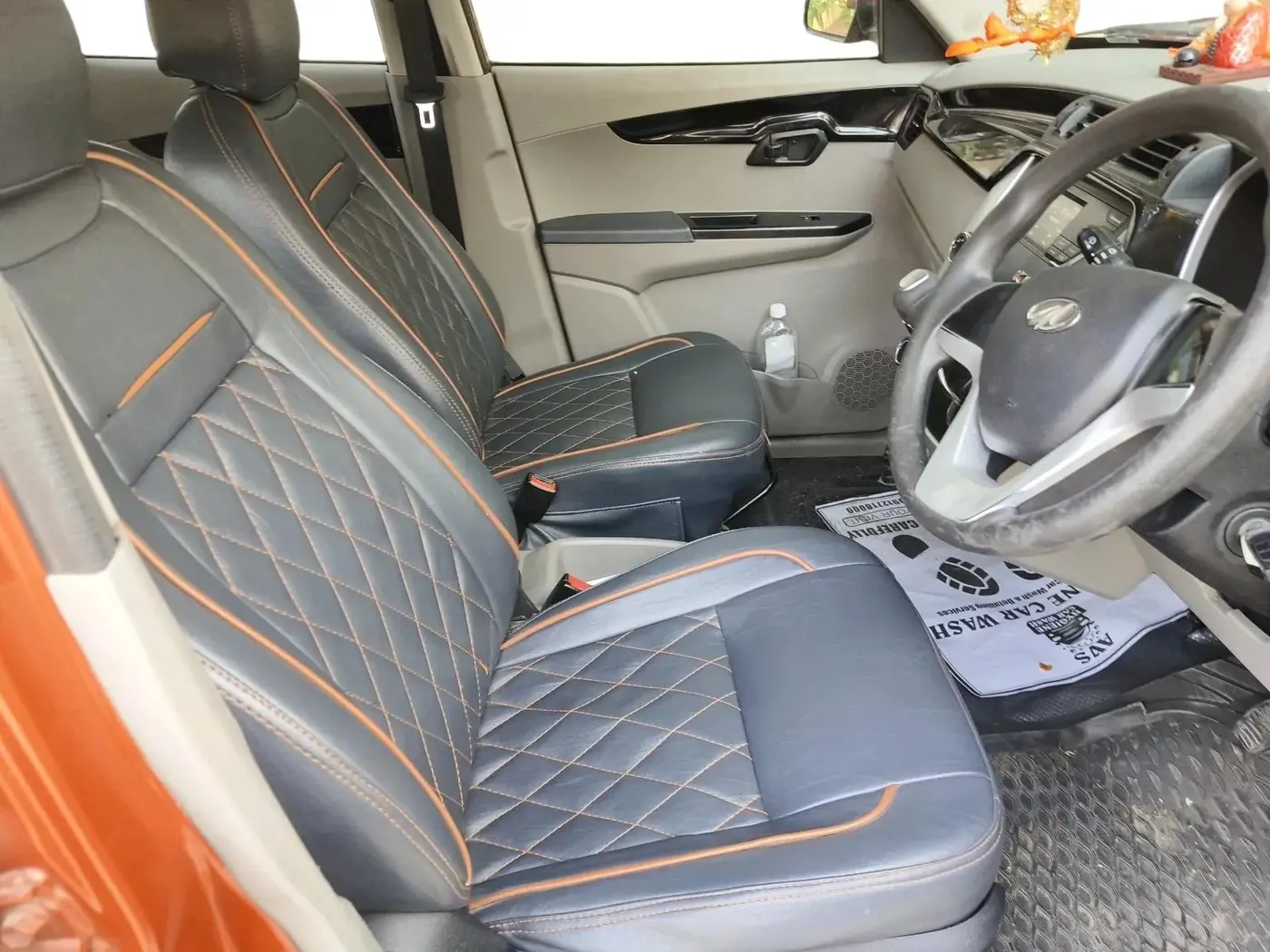 2016 Mahindra Kuv100 K6 D 5 STR, Diesel, Manual, 1,98,621 km, interior