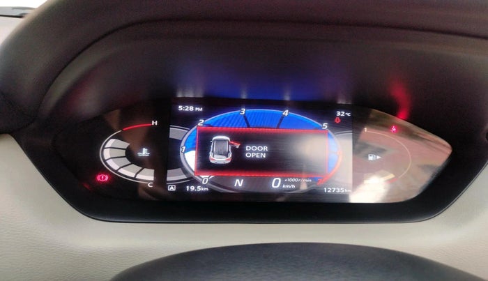 2024 Nissan MAGNITE XV AMT, Petrol, Automatic, 12,735 km, interior