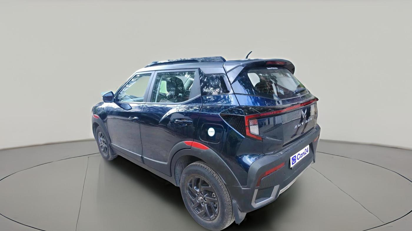 2025 Mahindra XUV 3XO REVX A 1.2 Petrol MT, Petrol, Manual, 5,756 km, exterior