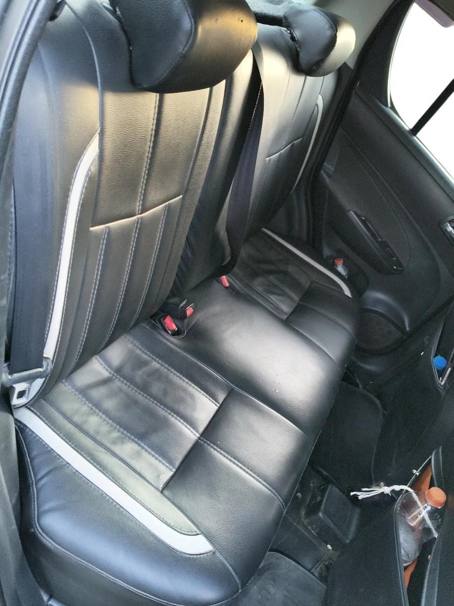 2015 Maruti Swift VXI, Petrol, Manual, 88,572 km, interior