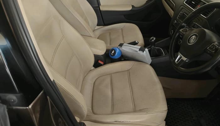 2013 Volkswagen Jetta COMFORTLINE TSI, Petrol, Manual, 52,304 km, interior