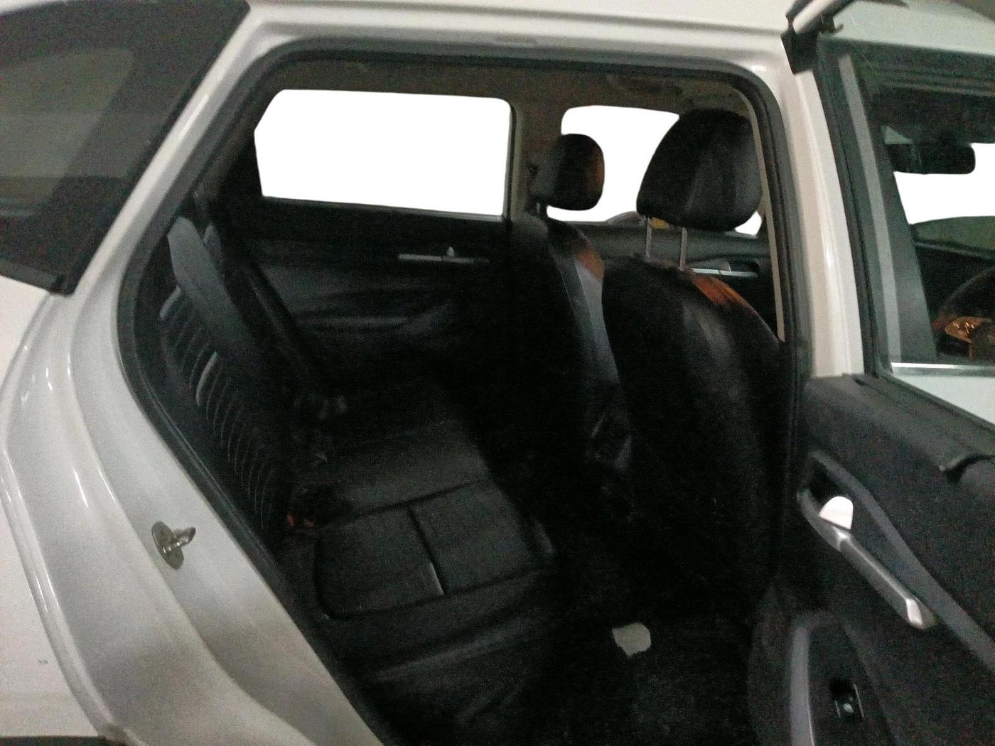 2021 KIA SELTOS HTK PLUS AT 1.5 DIESEL, Diesel, Automatic, 1,06,252 km, interior