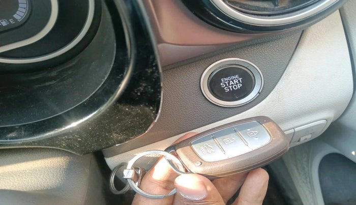 2020 Hyundai AURA SX 1.2, Petrol, Manual, 54,851 km, interior