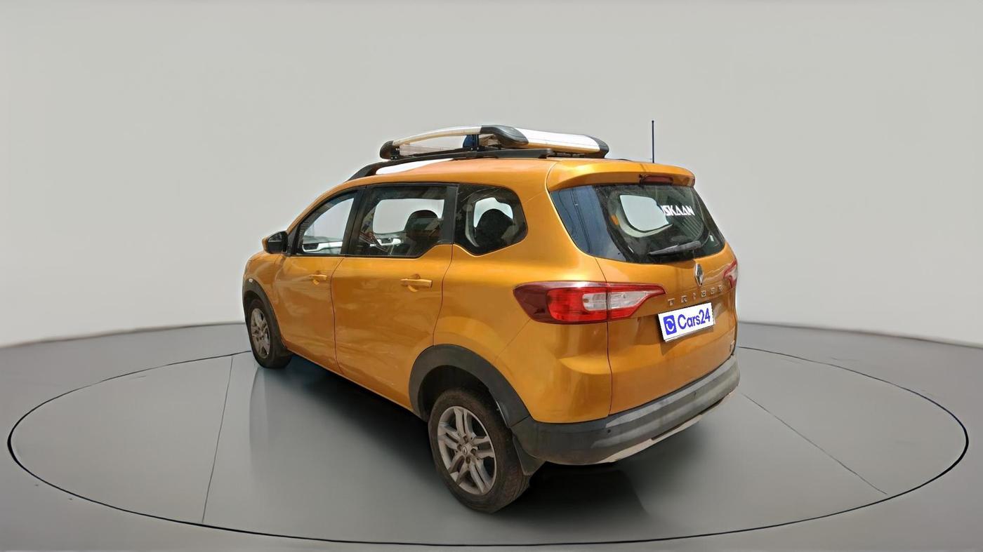 2020 Renault TRIBER RXZ AMT, Petrol, Automatic, 94,256 km, exterior