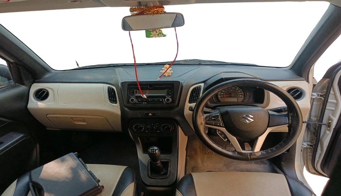 2022 Maruti New Wagon-R ZXI 1.2, Petrol, Manual, 69,991 km, interior