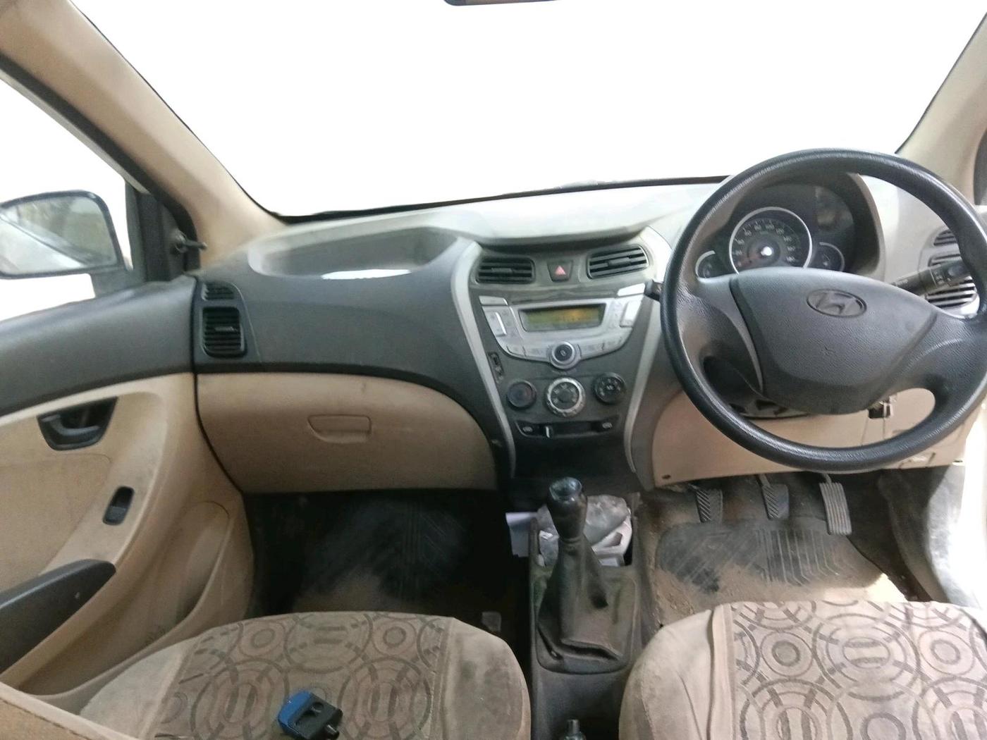 2015 Hyundai Eon MAGNA +, Petrol, Manual, 69,646 km, interior