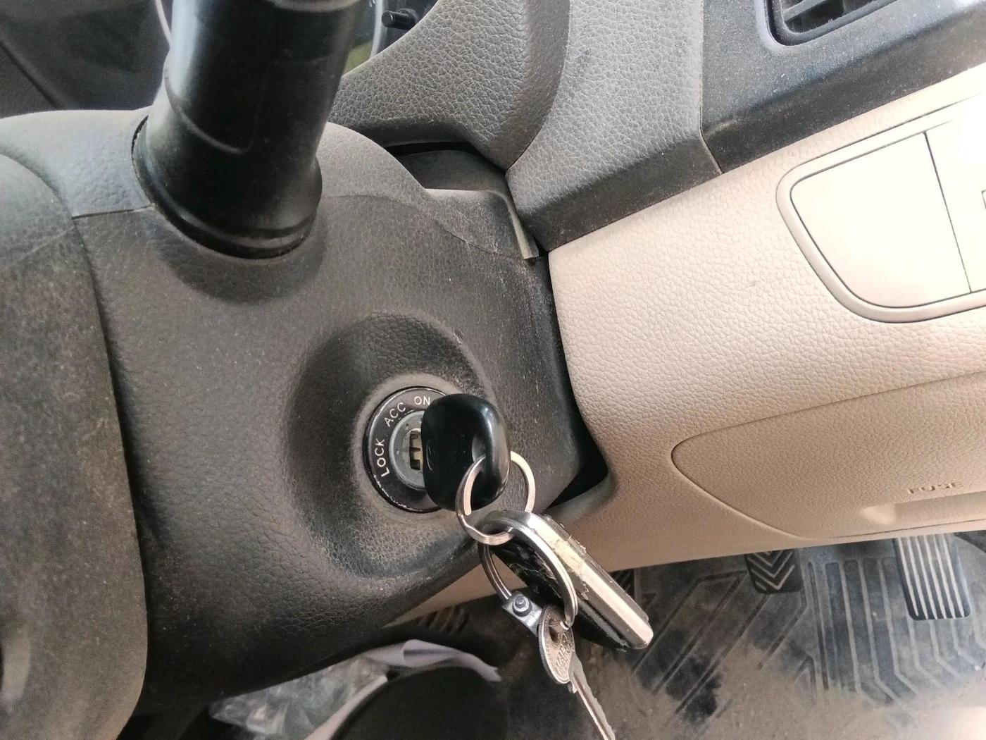 2015 Hyundai Eon MAGNA +, Petrol, Manual, 69,646 km, interior