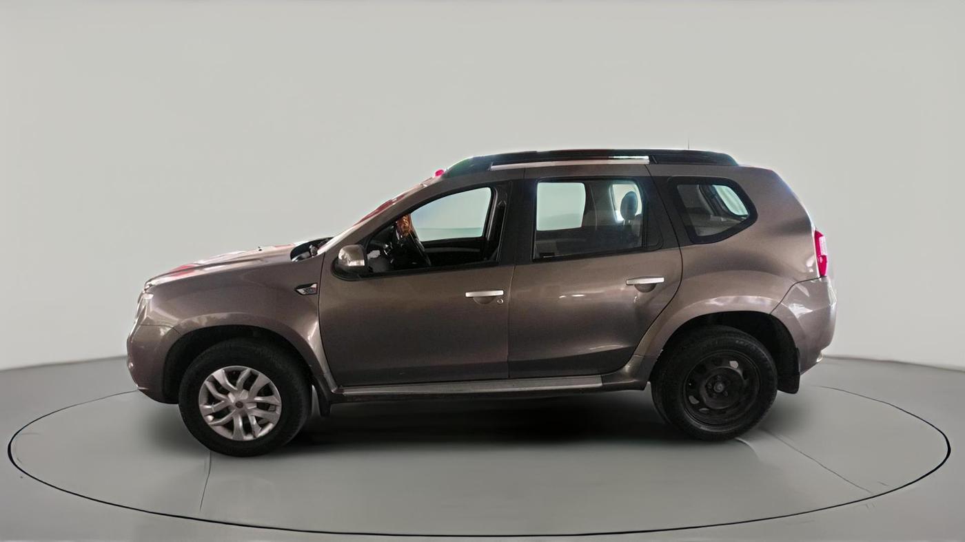 2017 Nissan Terrano XL (P), Petrol, Manual, 96,956 km, exterior