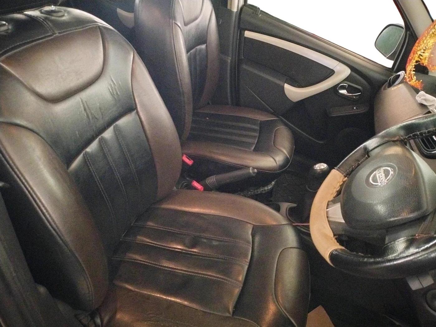 2017 Nissan Terrano XL (P), Petrol, Manual, 96,956 km, interior