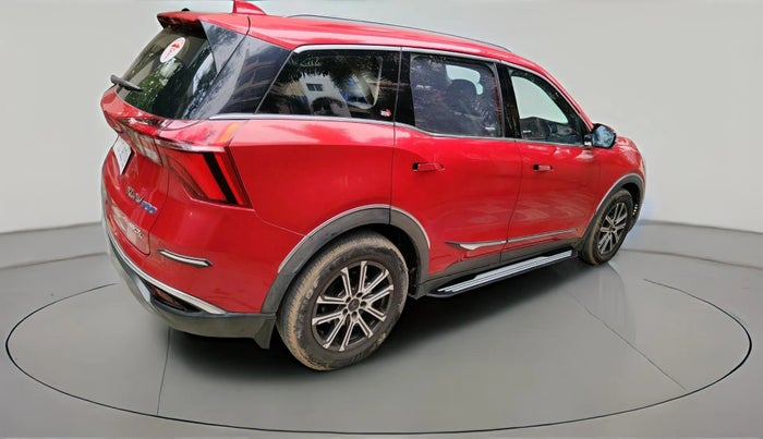 2021 Mahindra XUV700 AX 7 LUXURY P AT 7 STR, Petrol, Automatic, 43,127 km, exterior
