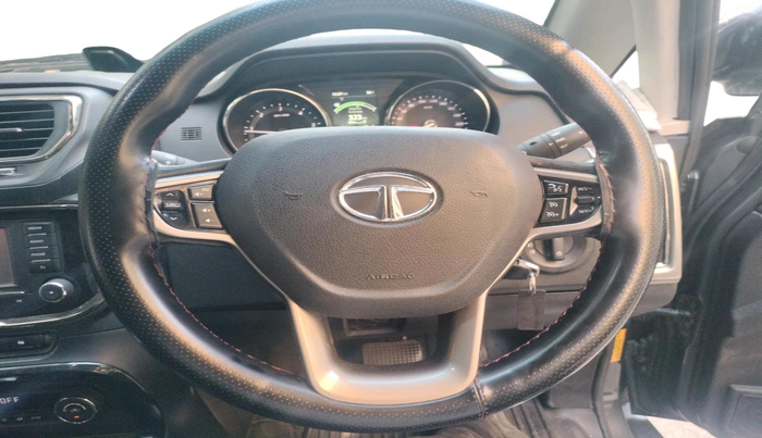 2018 Tata Hexa XTA 4X2 6 STR, Diesel, Automatic, 2,27,160 km, interior
