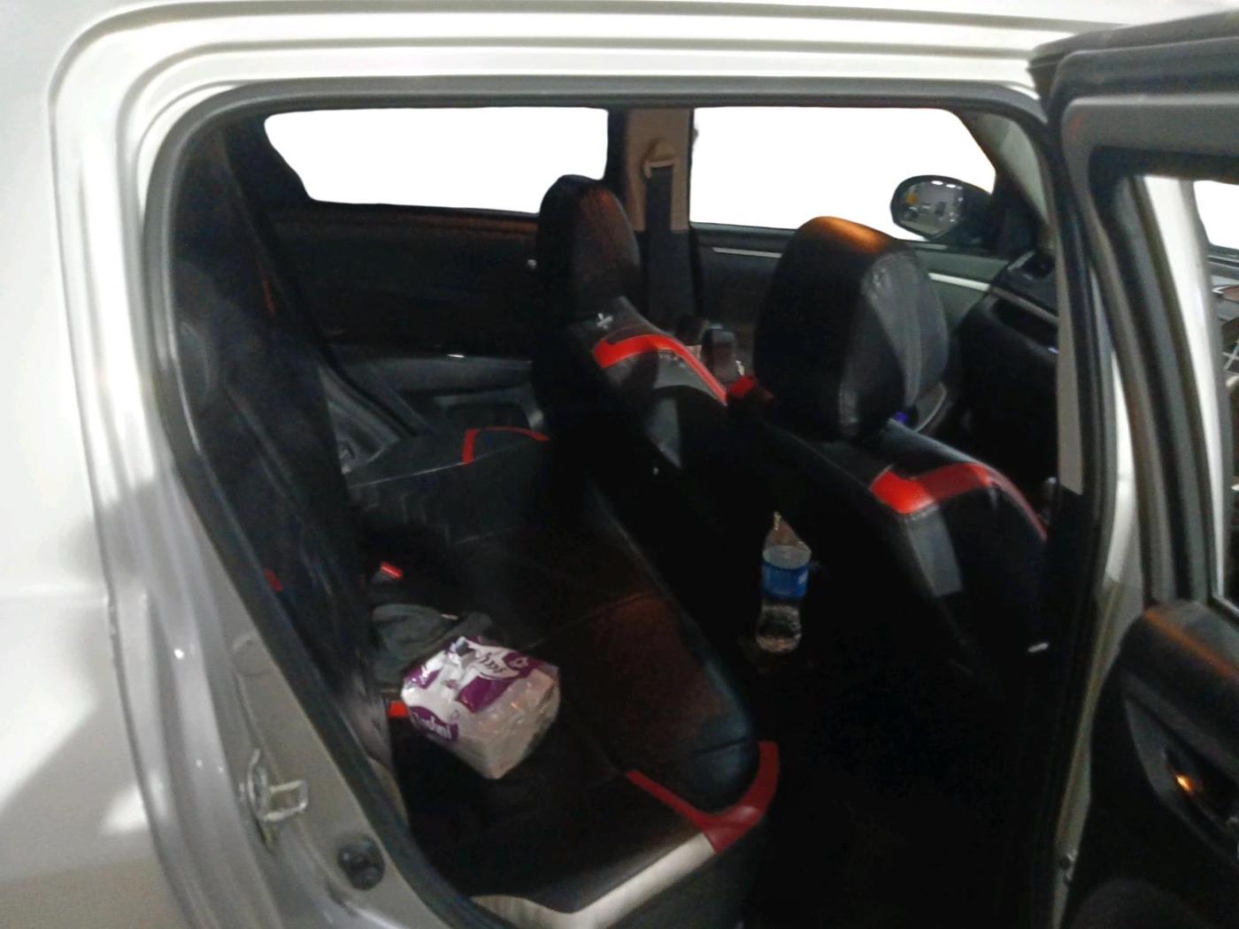 2014 Maruti Swift VDI, Diesel, Manual, 1,19,409 km, interior