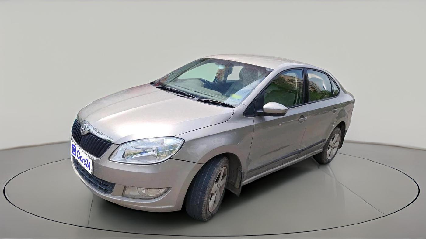 2016 Skoda Rapid AMBITION 1.5 TDI AT, Diesel, Automatic, 1,24,210 km, exterior