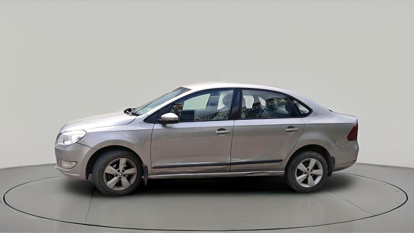 2016 Skoda Rapid AMBITION 1.5 TDI AT, Diesel, Automatic, 1,24,210 km, exterior
