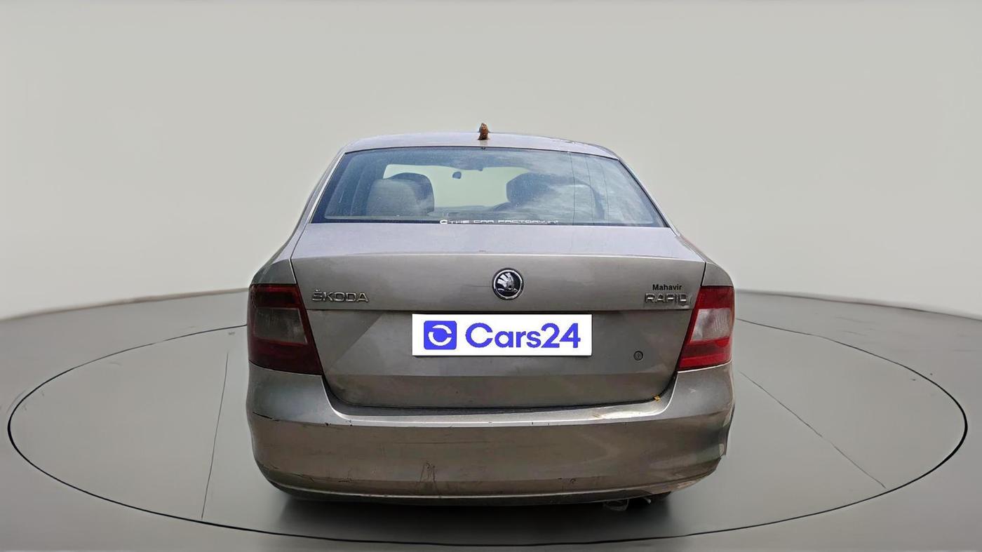2016 Skoda Rapid AMBITION 1.5 TDI AT, Diesel, Automatic, 1,24,210 km, exterior
