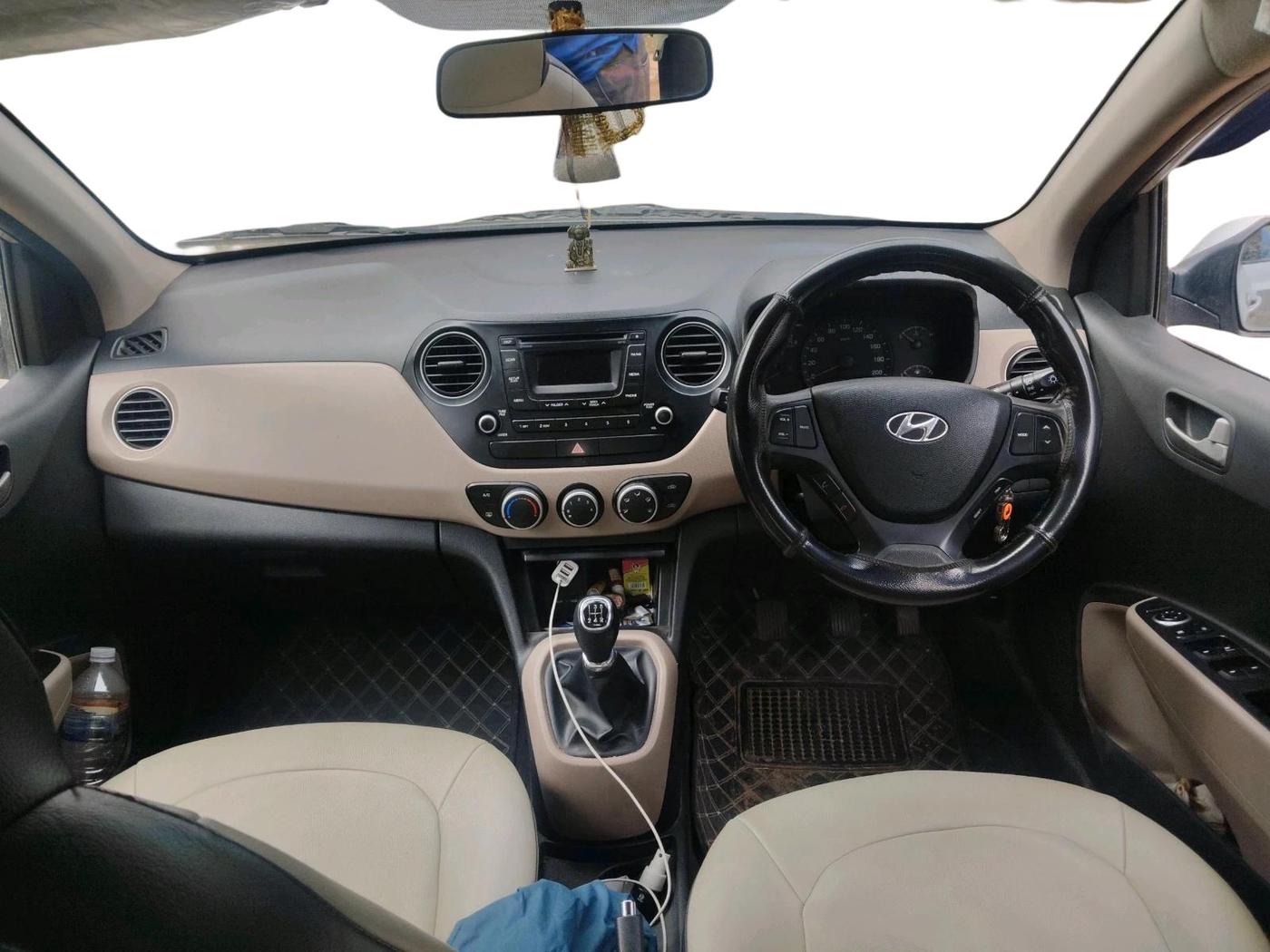 2014 Hyundai Xcent S (O) 1.2, Petrol, Manual, 89,588 km, interior